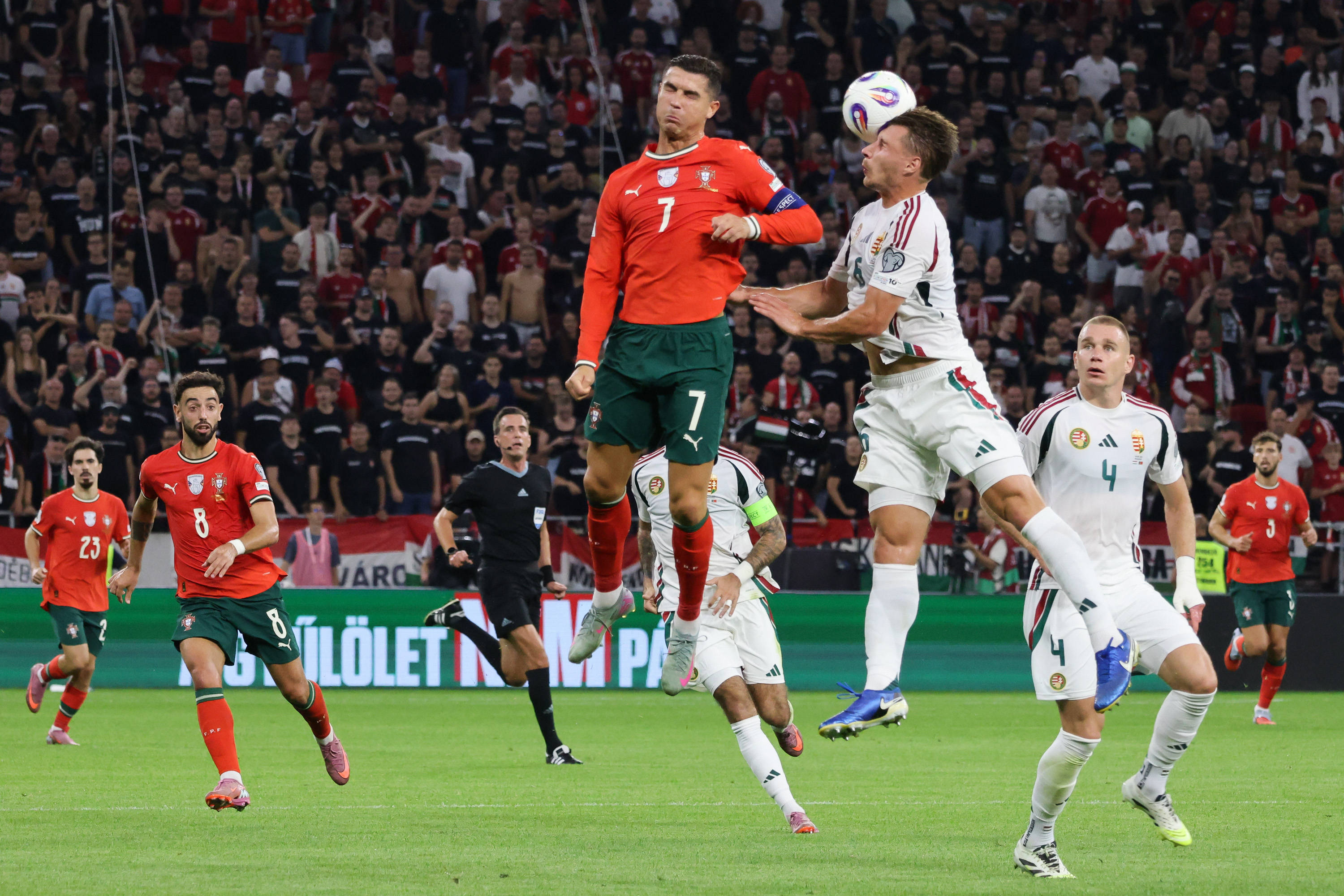 葡萄牙足球队晋级半决赛,战术精准 葡萄牙足球队晋级半决赛,战术精准