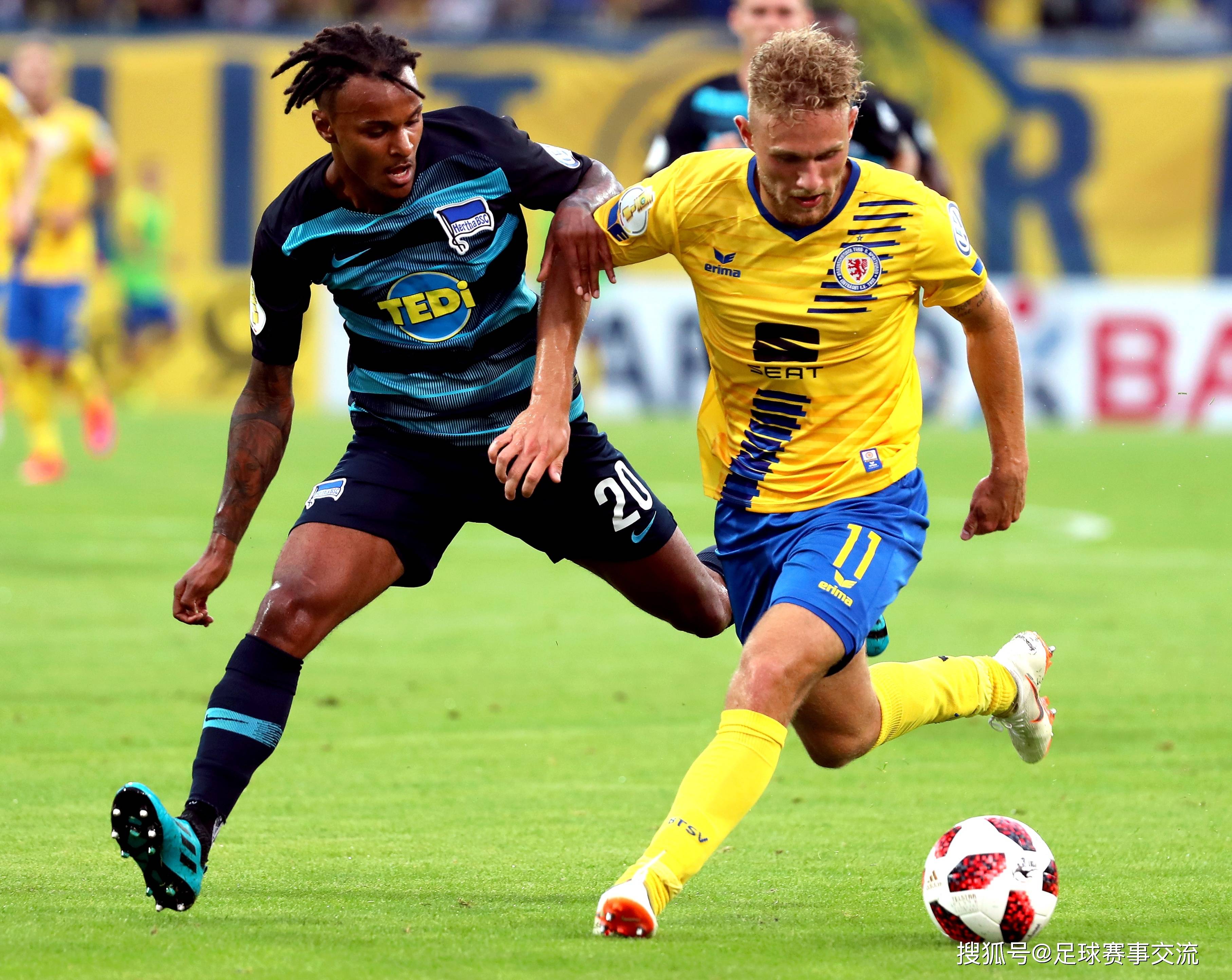 包含激动人心足球比赛,球队矛盾对决激烈刺激的词条 包含激动人心足球比赛,球队矛盾对决激烈刺激的词条